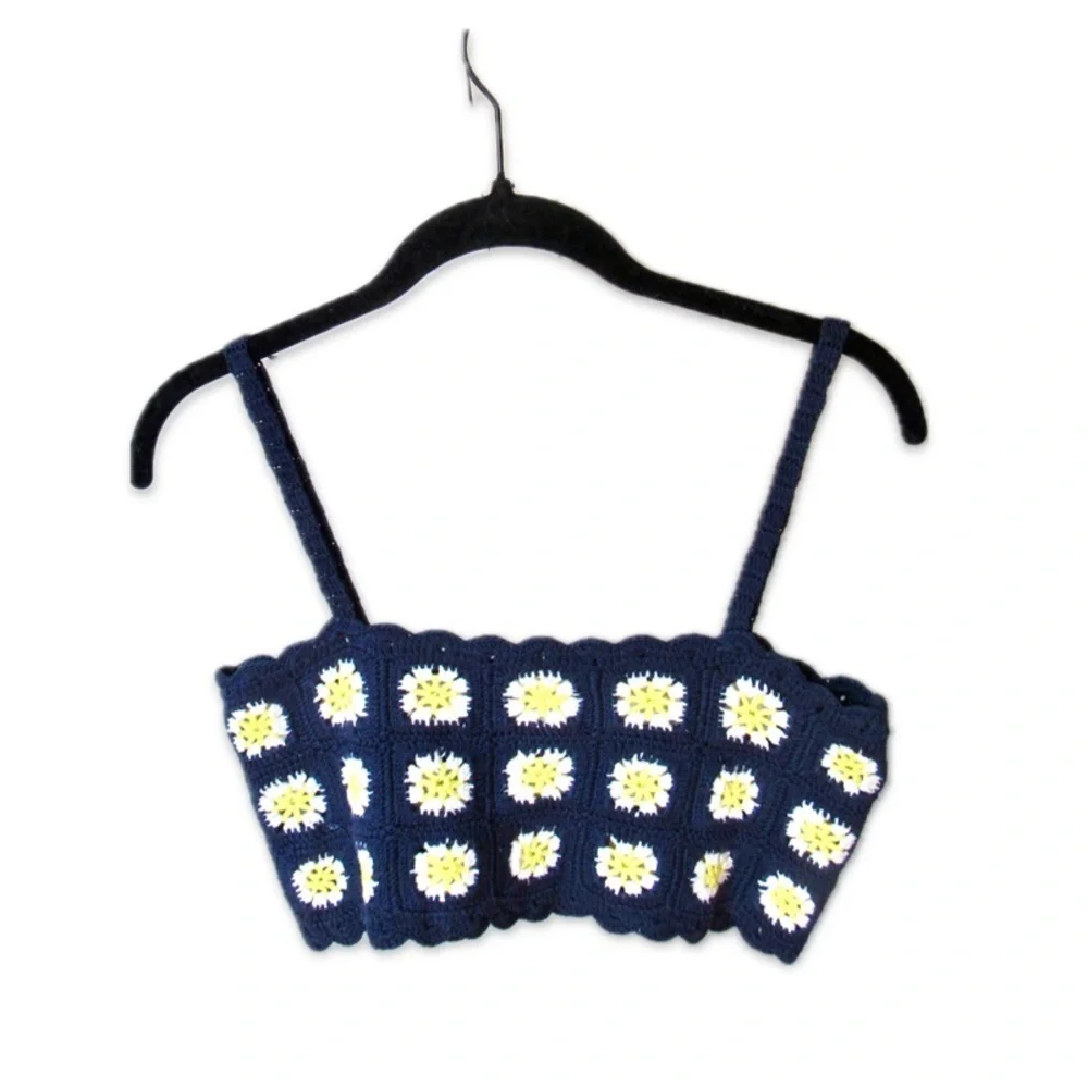 BP. Daisy Crochet Tank Top XS Navy Yellow White - Picture 1 of 10